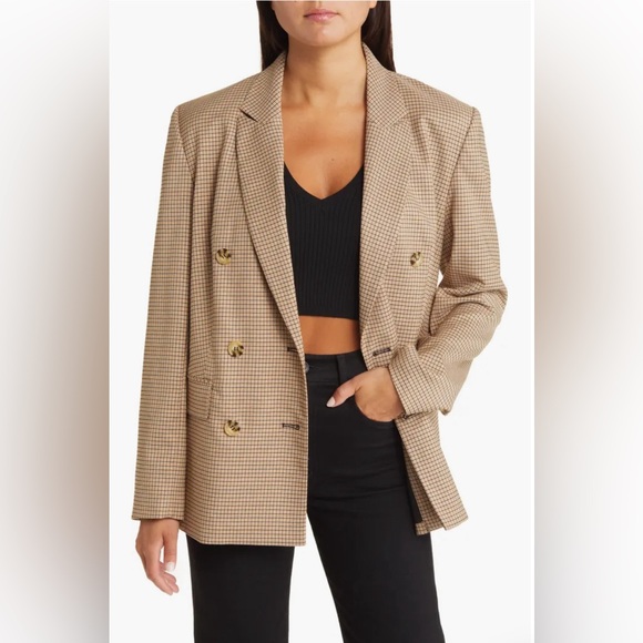 Wayf Jackets & Blazers - Wayf Beige Checkered Blazer